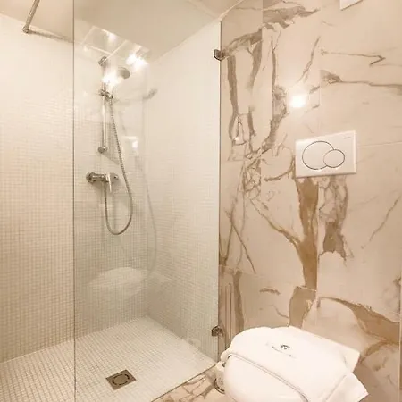 Jacuzzi Opera * Budapest