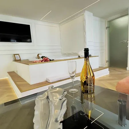 Jacuzzi Opera Apartamento Budapest