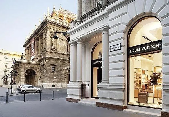 Jacuzzi Opera Budapesta