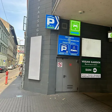 Jacuzzi Opera * 布达佩斯